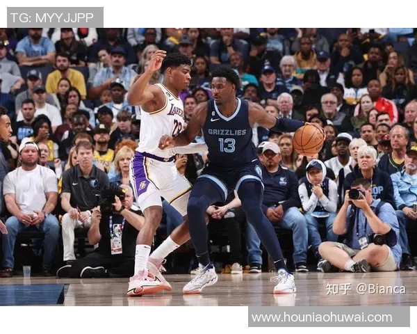 2016年NBA季后赛灰熊与勇士激战回顾与分析